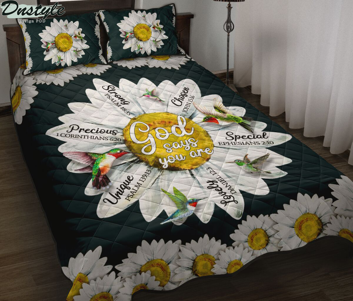 Hummingbird daisy god says you are quilt bed set