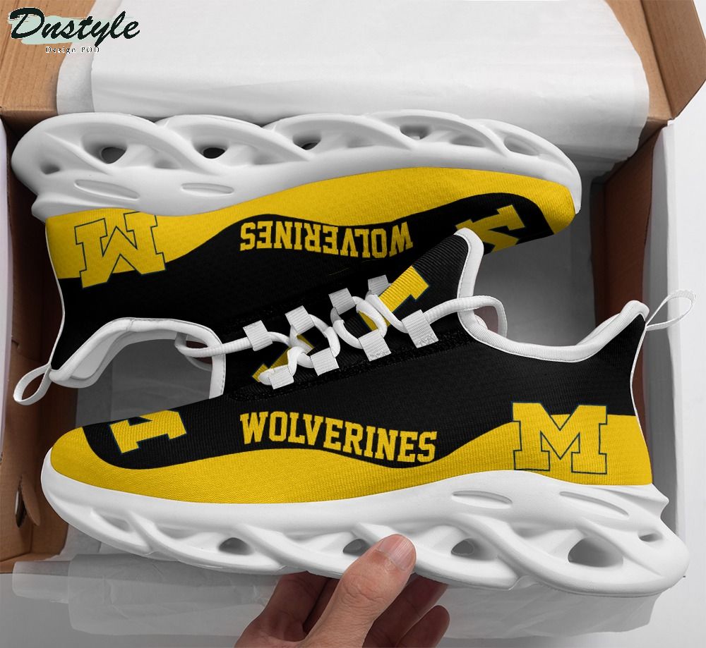 Michigan Wolverines Ncaa Max Soul Sneaker Shoes
