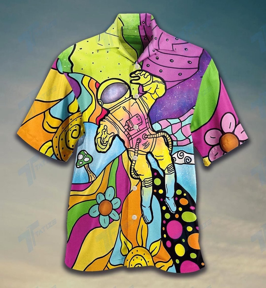 Trippy Astronaut In The Ocean Hippie Galaxy Hawaiian Shirts