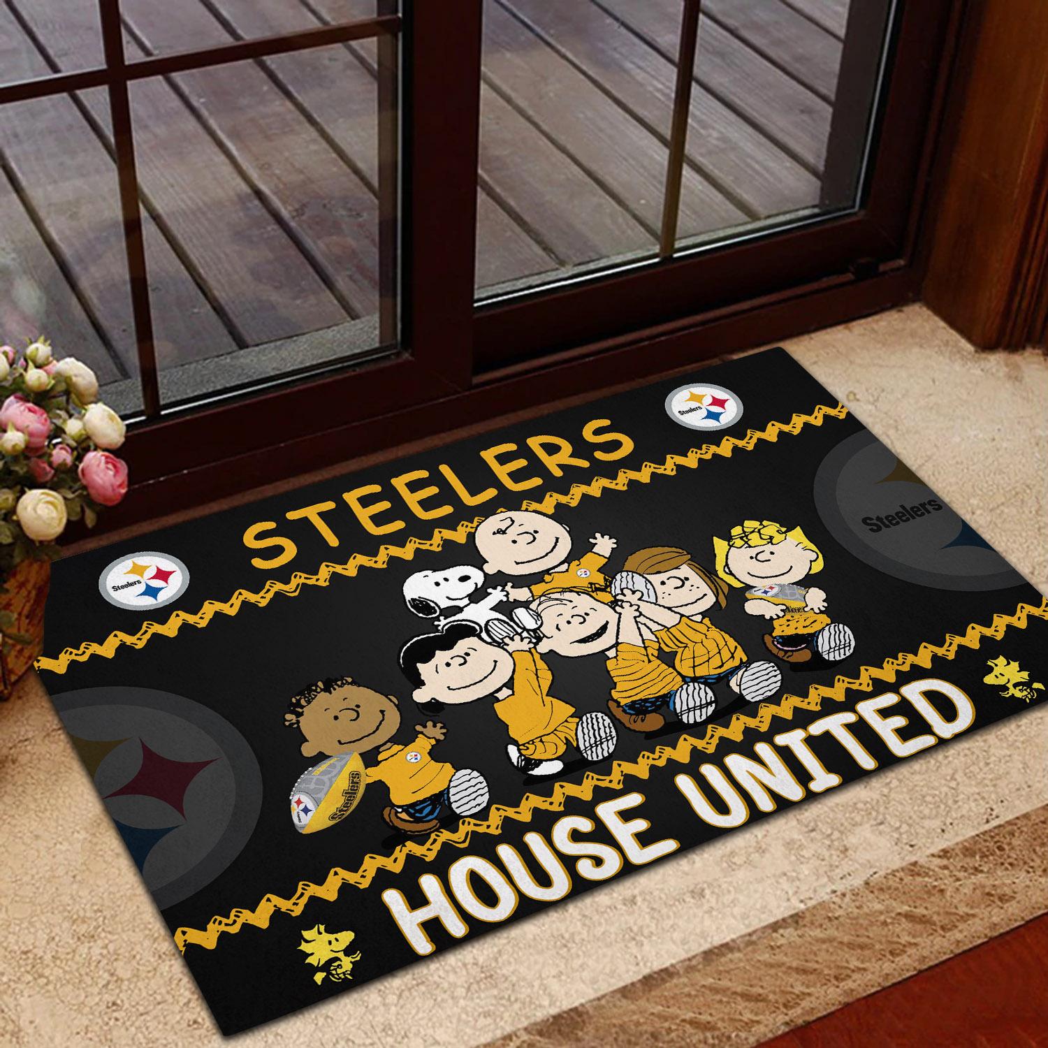 Pittsburgh Steelers Peanuts House United Doormat