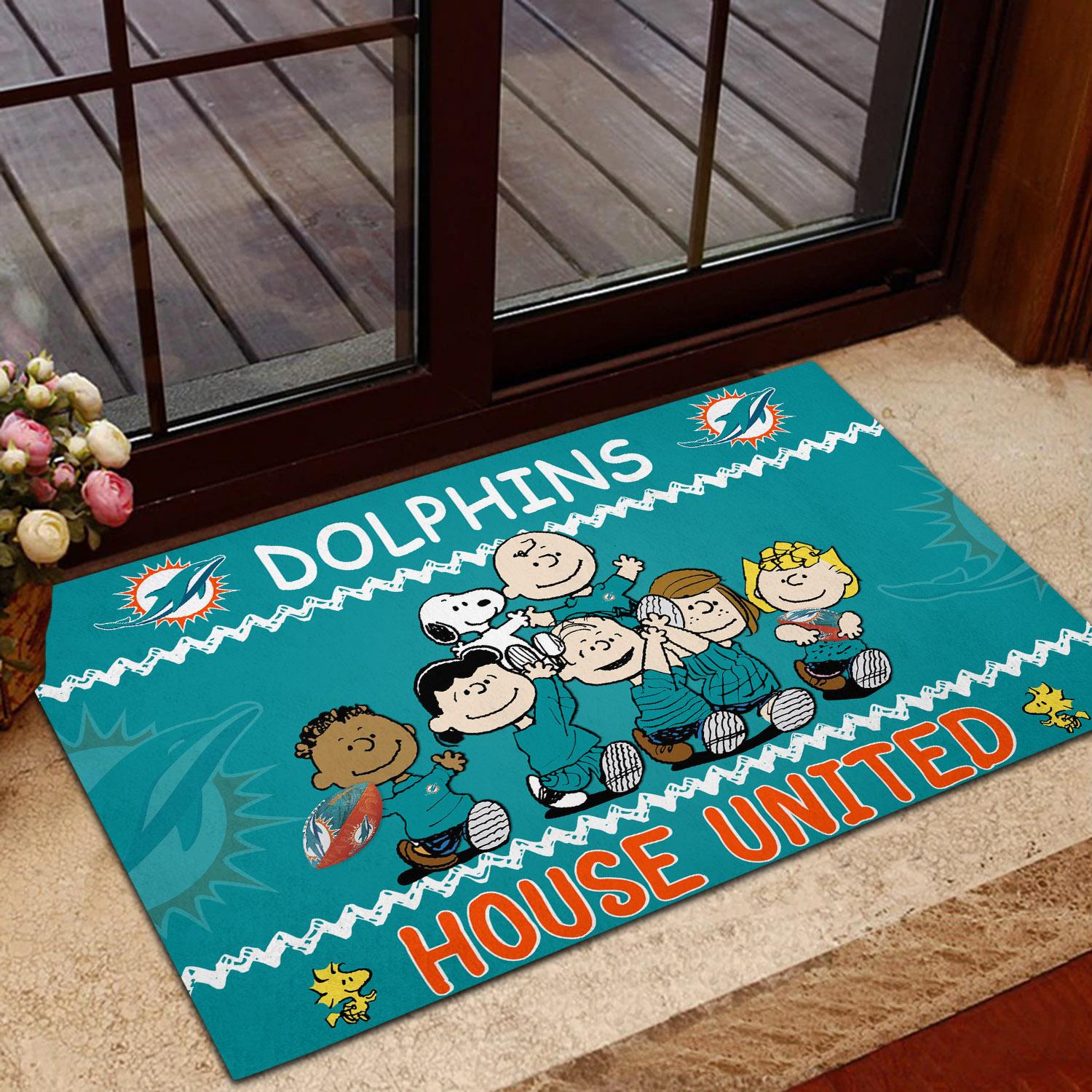 Miami Dolphins Peanuts House United Doormat