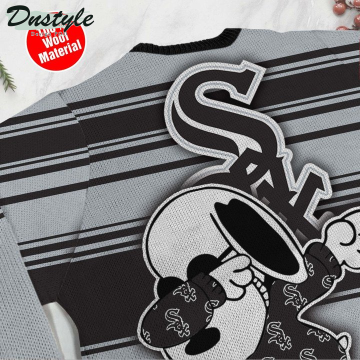 Love Chicago White Sox Snoopy Ugly Sweater